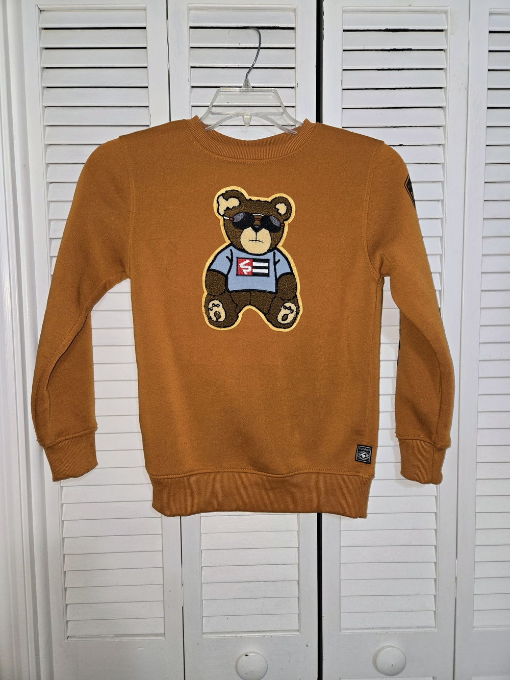 South Pole Boy's M Chenille Bear Sweatshirt